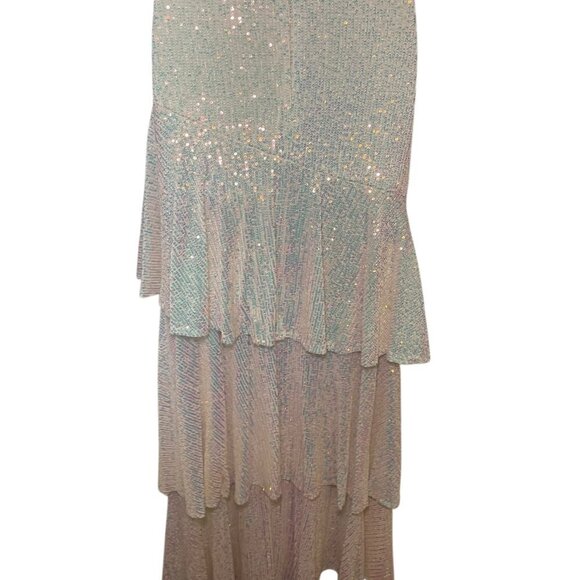 Mac Duggal 27046 Iridescent Sequin Tiered Slit Gown Size 8 - Picture 6 of 7